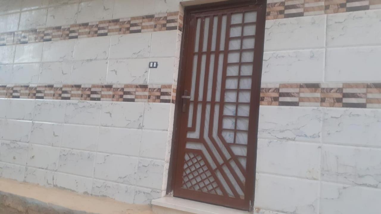 Eka Dolli Elephanten Aswan Luaran gambar